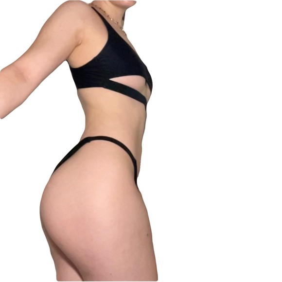 Green, black and rust orange bathing suit set - Picture 9 of 11